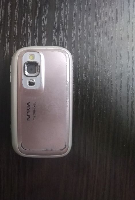 Продам Nokia 6111