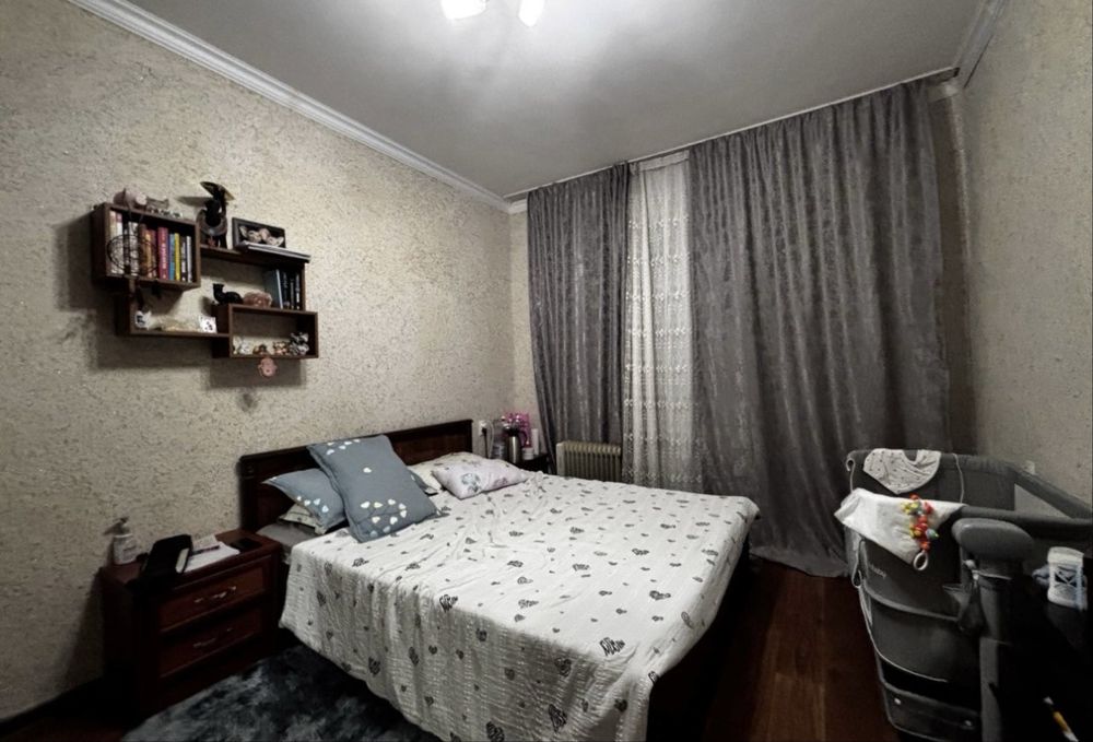 Код 848  Продается 3/3/5 ком квартира куйлюк массив 5