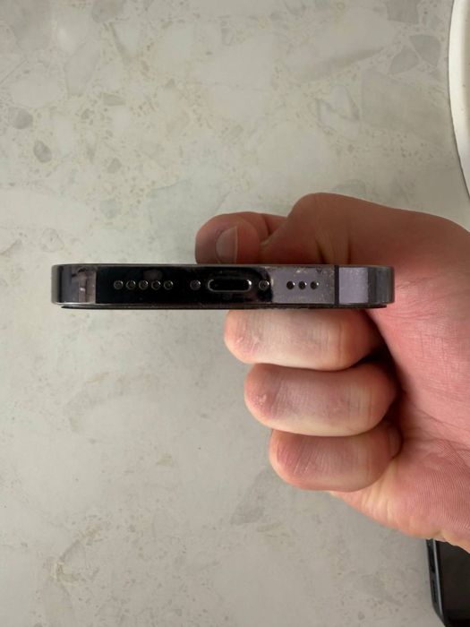 продам Iphone 14 pro