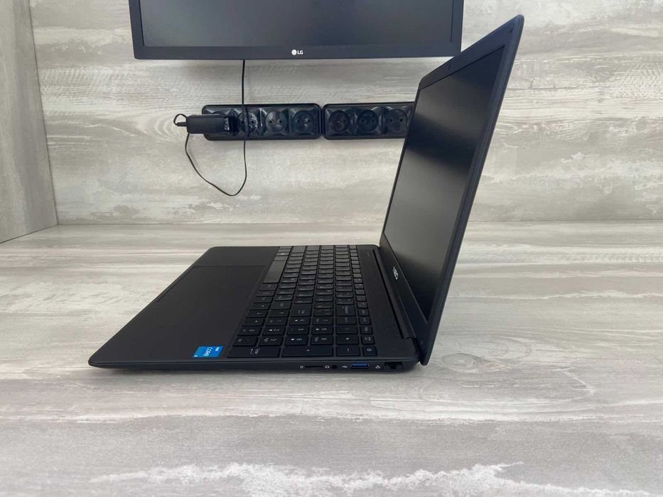 NEO Core i3 8GB SSD 256GB Windows 11       100.000