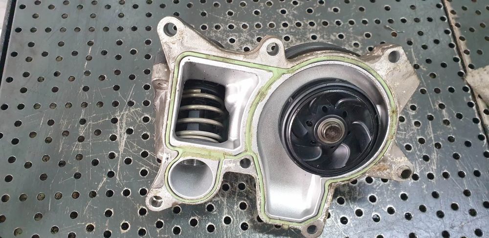 corp termostat 2.0 d n47d20c  seria 1 e81 e87 seria 3 e90 7797640