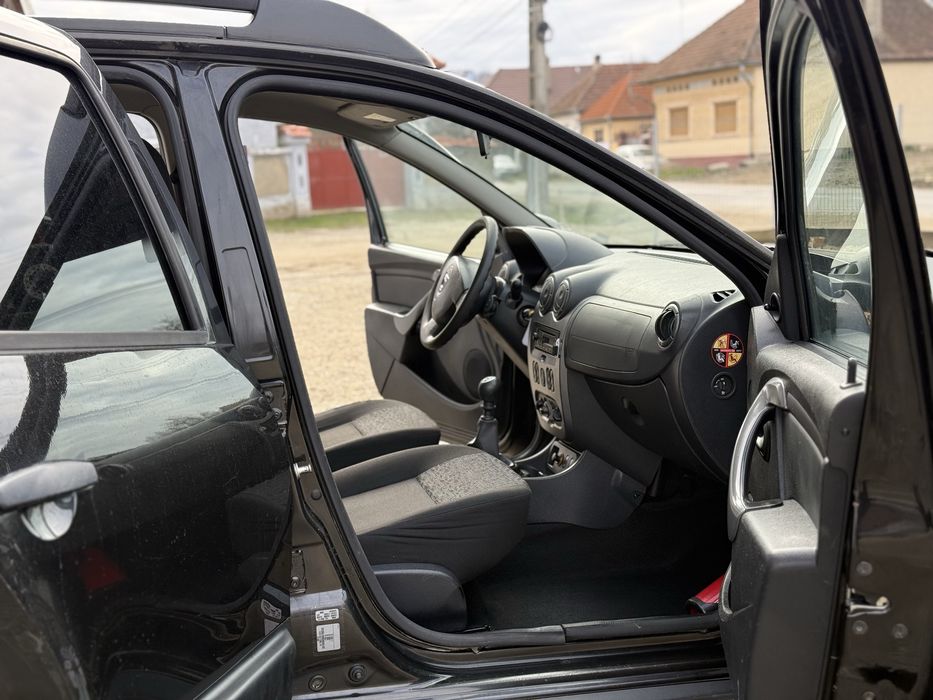 Dacia Duster 12/2011 E5 1.5 dci 110 CP SE POATE IN RATE