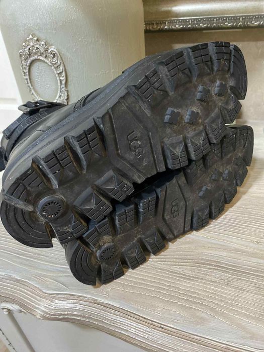 Оригинални обувки UGG