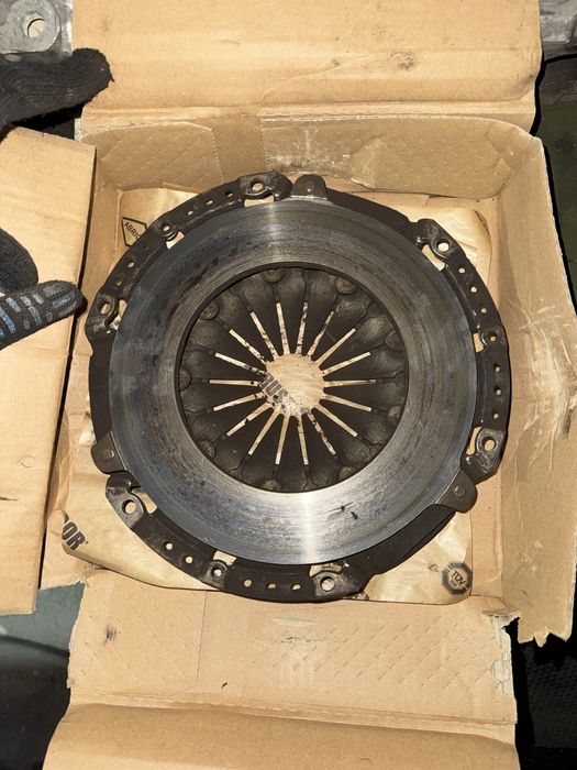 Продам запчасти ауди с4 оригинал