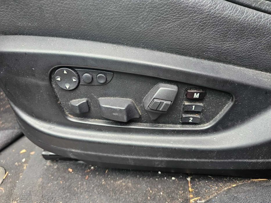 Черни комфорт седалки БМВ Х5 Е70 / Черни комфорт седалки BMW X5 E70