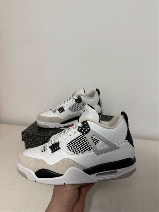 Jordan 4 Military Black, Marimea 42
