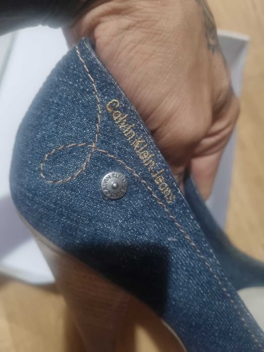 Pantofi Calvin Klein noi 40