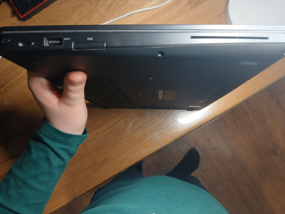 Vand laptoo dell latitude 5490