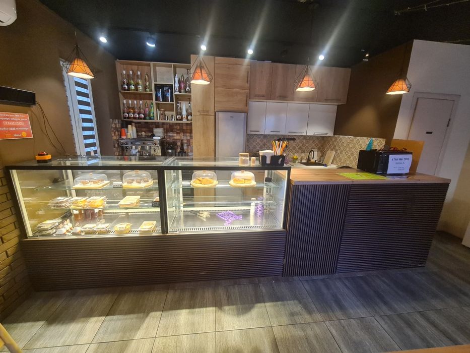 Витринный холодильник