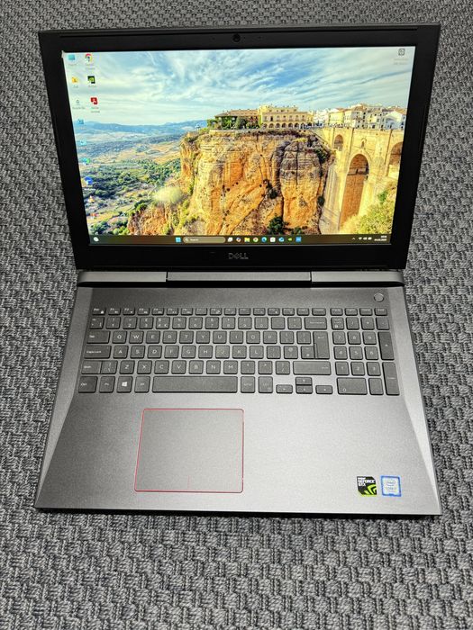 Dell Inspiron 15 Gaming 7577 UHD 4K GTX 1060 6GB