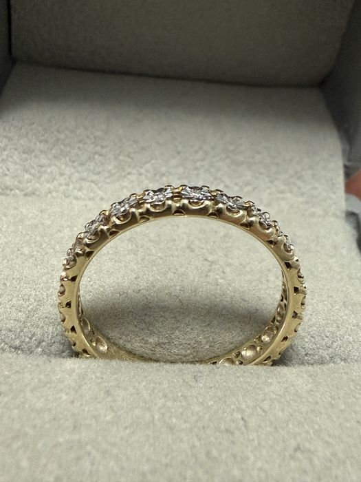 Бриллиантовое кольцо