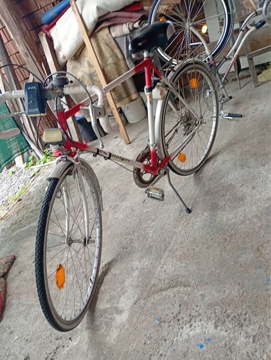 Vand biciclete in stare buna