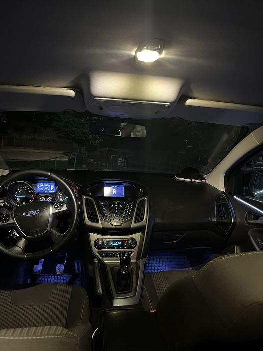 FORD Focus 2013 — imagine 4