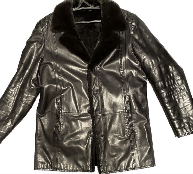 Продам мужскую дубленку