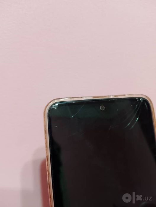продаётся телефон: Redmi note 14 4G.

телефону 1 год, 
есть дефекты;