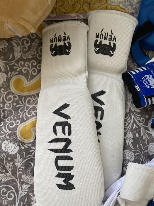 Продам форму для каратэ, от 5-7 лет.