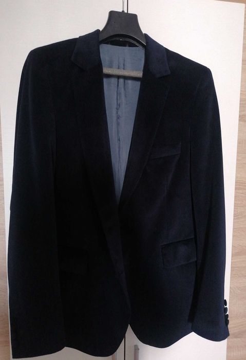Sacou catifea fina elegant bleumarin cu pantaloni subtiri gri închis