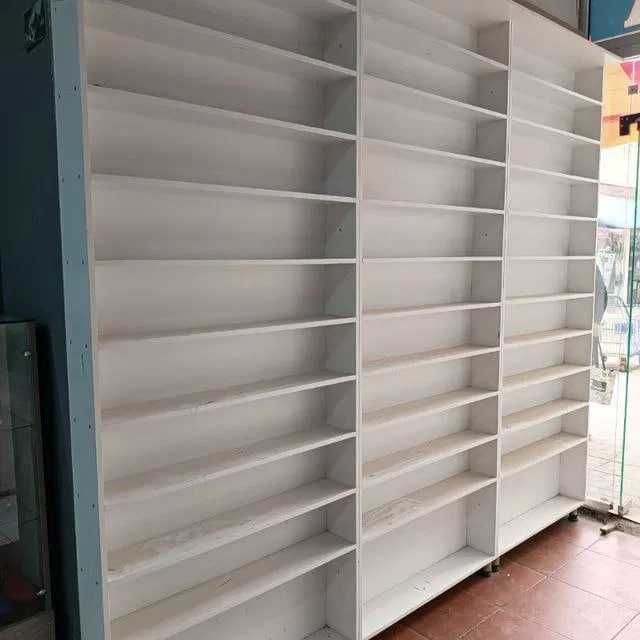 Полка для магазини