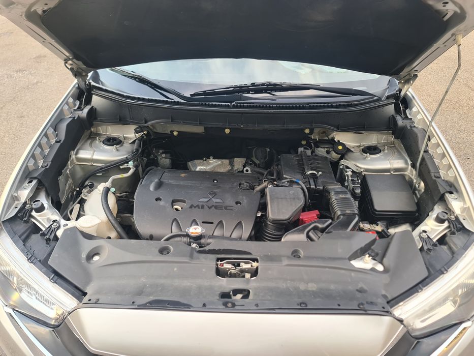 Митсубишы Аутландер көлігі сатылады