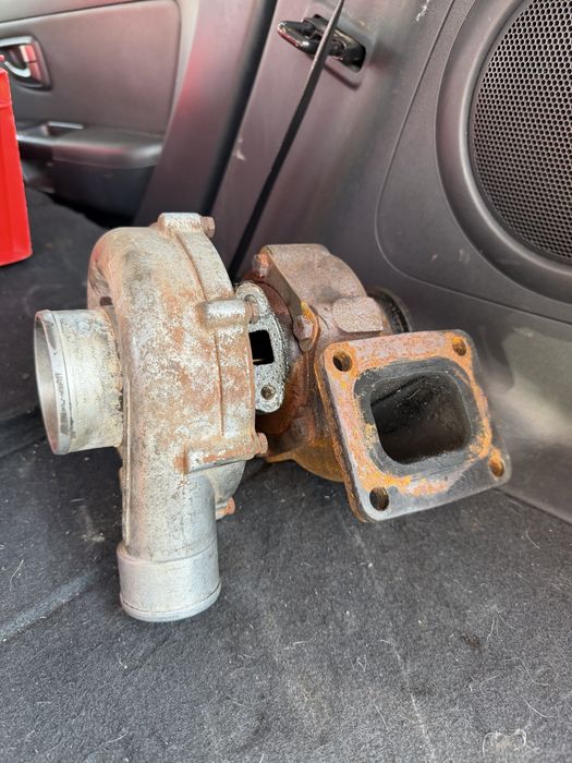 Турбокомпресор John Deere k27 31