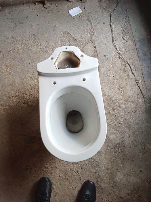 Продам унитаз б/у