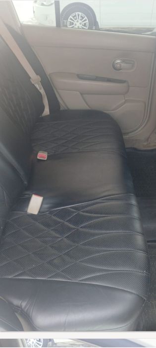 Продам машину Ниссан тиида