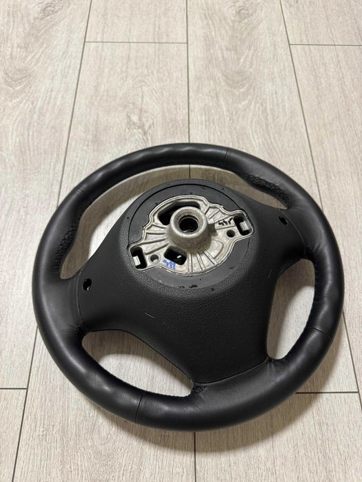 Volan SportLine BMW F30/F32/F36/F20 Seria 1/2/3/4 Original Impecabil