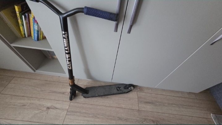 Продам трюковой самокат торг есть