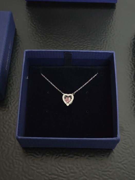 Lantisor Swarovski argintiu inima roz