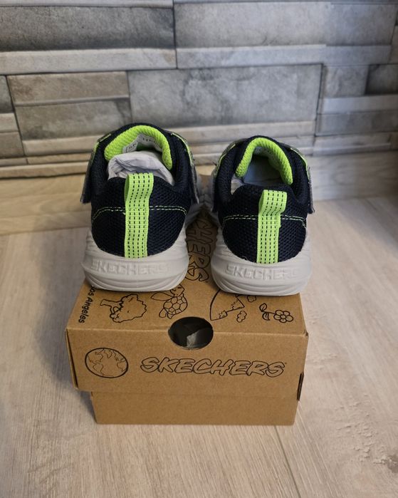 Adidași Skechers pentru copii, mărimea 22