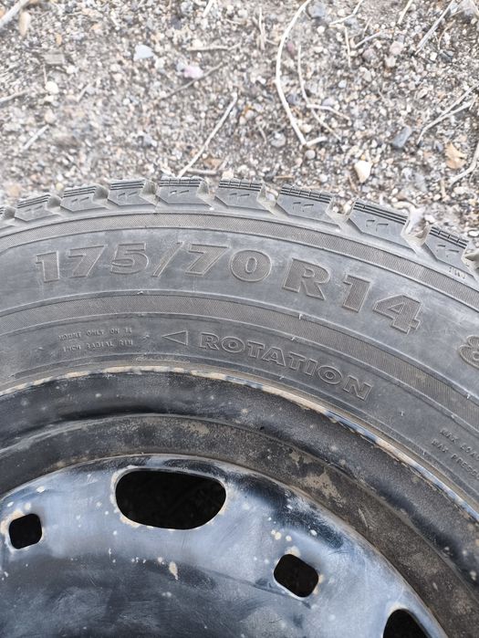Зимние колеса с дисками 175/70 R14