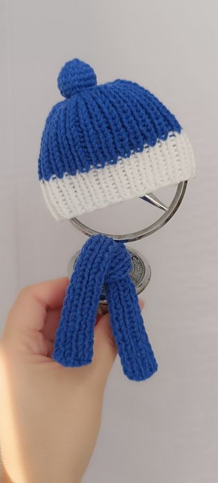 Шапочки на знач Мерседес