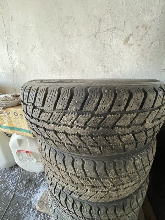 продаю литые диски на NISSAN