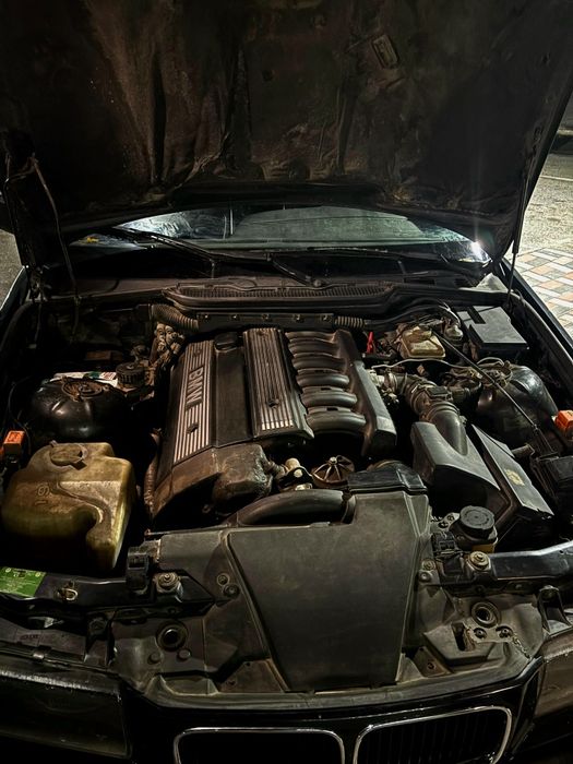 BMW e36 320i 2.0