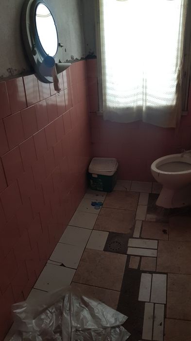 Продава се Етаж от къща в Дупница - 3 кв.м за 23000 €/кв.м - Снимка #1