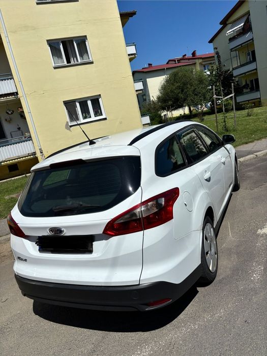 FORD Focus 2014 — imagine 4