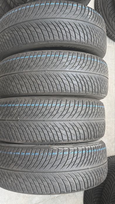 Vand 4 anvelope 225/55/18 michelin de iarnă ca noi