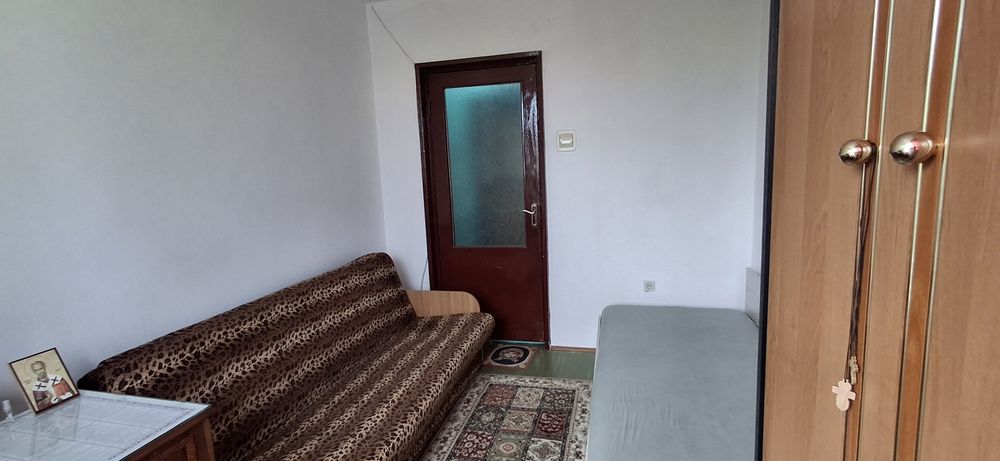 Particular vând apartament 3  camere sau schimb cu 2 camere