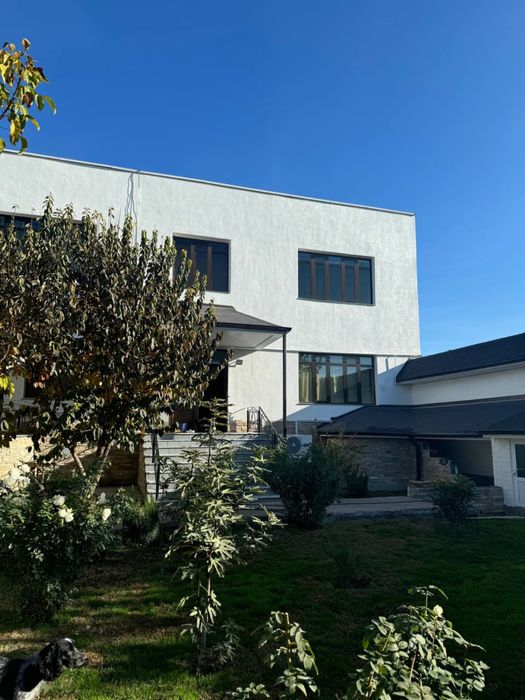 Продается дом в Мирзо-Улугбекском районе