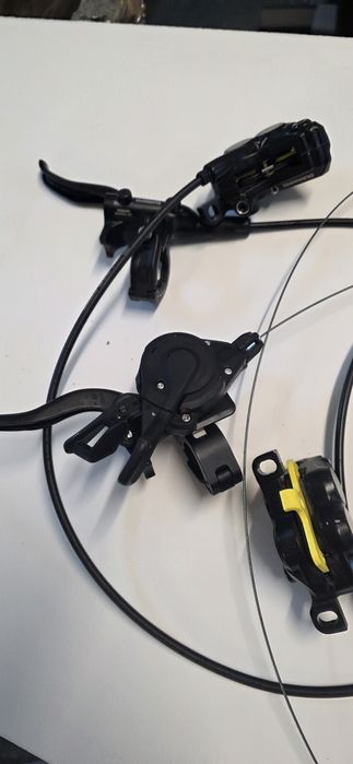 нови 4бутални спирачки Shimano MT420