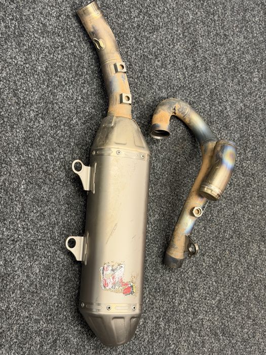 Продавам генерация Akrapovic