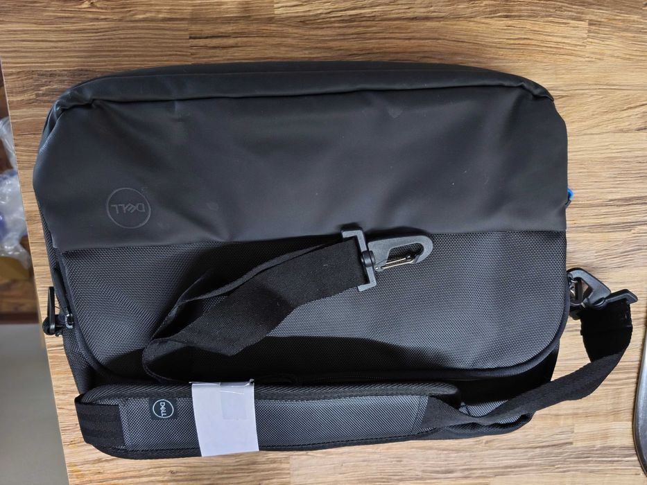 Нова лаптоп чанта Dell 16"