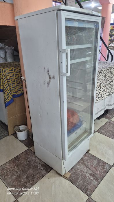 Торговый холодильник