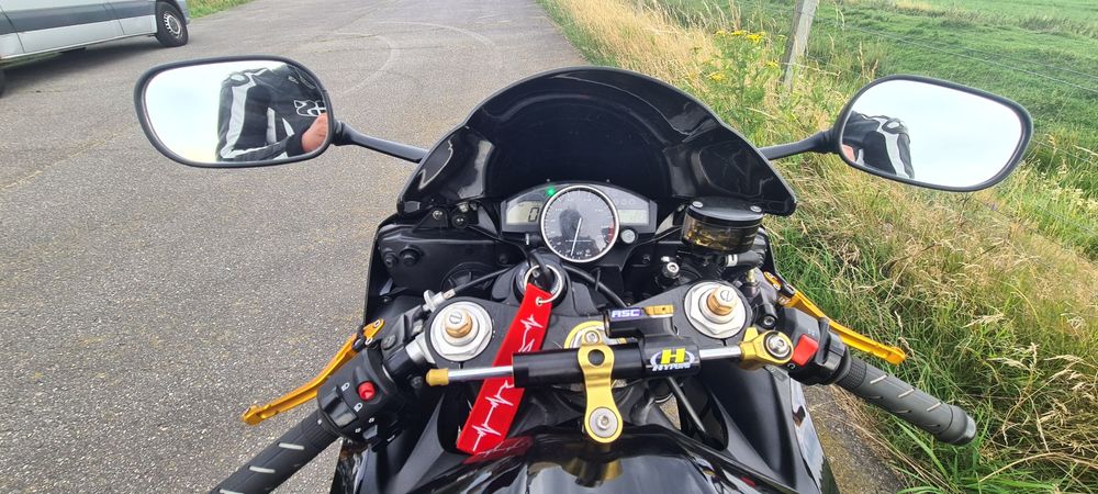 Vând Yamaha R6 RJ11