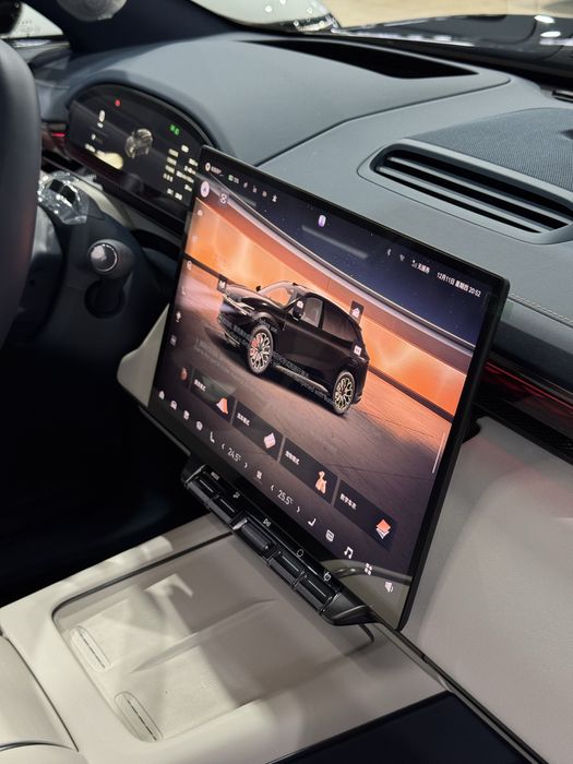 full option  Zeekr 7Х 2025