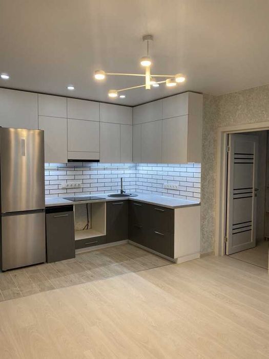 Дава се под наем Двустаен апартамент в София, Подуяне - 69 кв.м за 433.5 € - Снимка #1