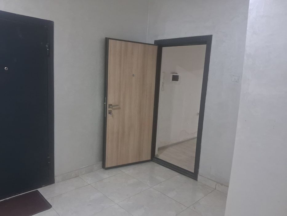 Yangi Darxon 3 xonali 1 etaj sotiladi