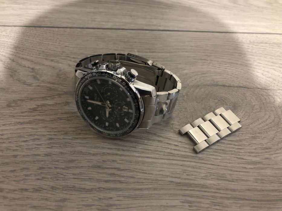 Продам мужские часы Tissot