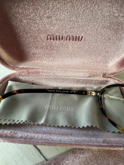 Оригинални нови очила MIU MIU MU04ZS