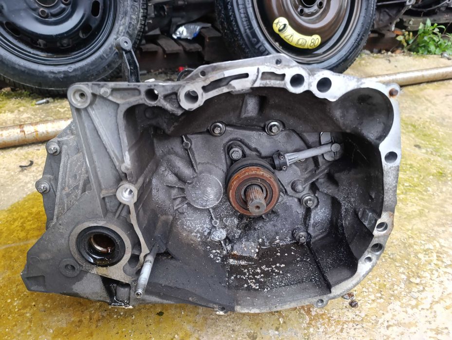 Скоростна кутия за Рено клио MK4  1.2I - 82010652__ (JH3)